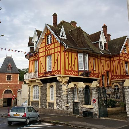 La Porte De Bretagne Péronne Exteriör bild