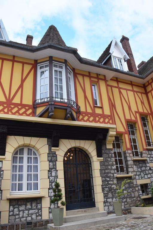 La Porte De Bretagne Péronne Exteriör bild